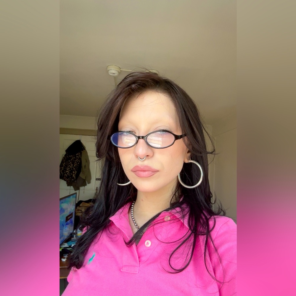 Meet your Posher, Vanessa